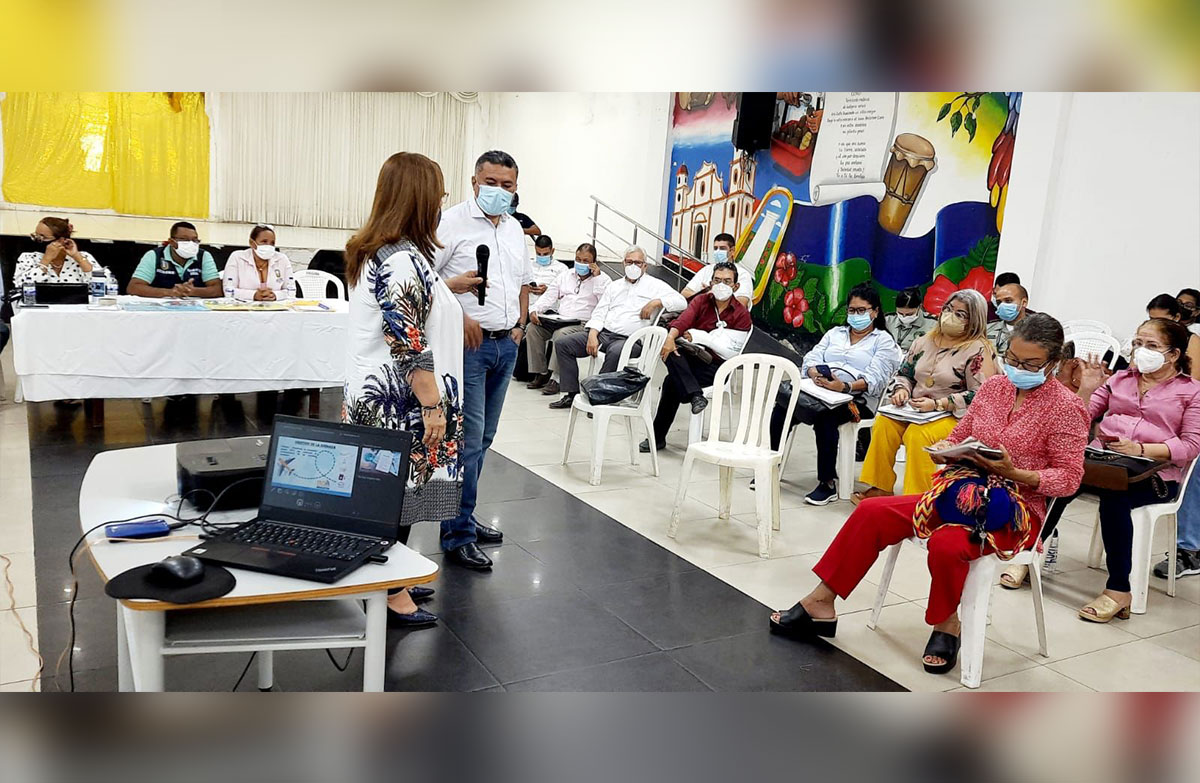 socializacion rectores presencia